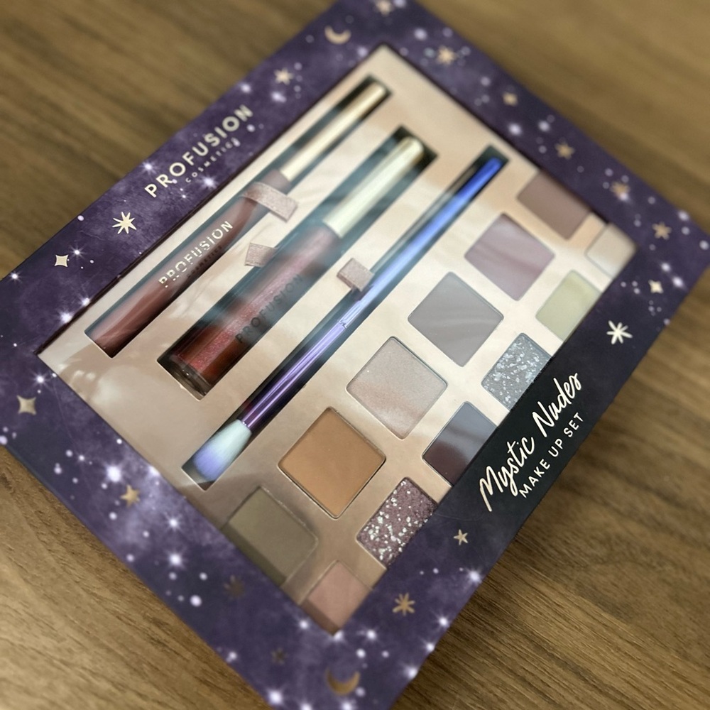 Make up palette